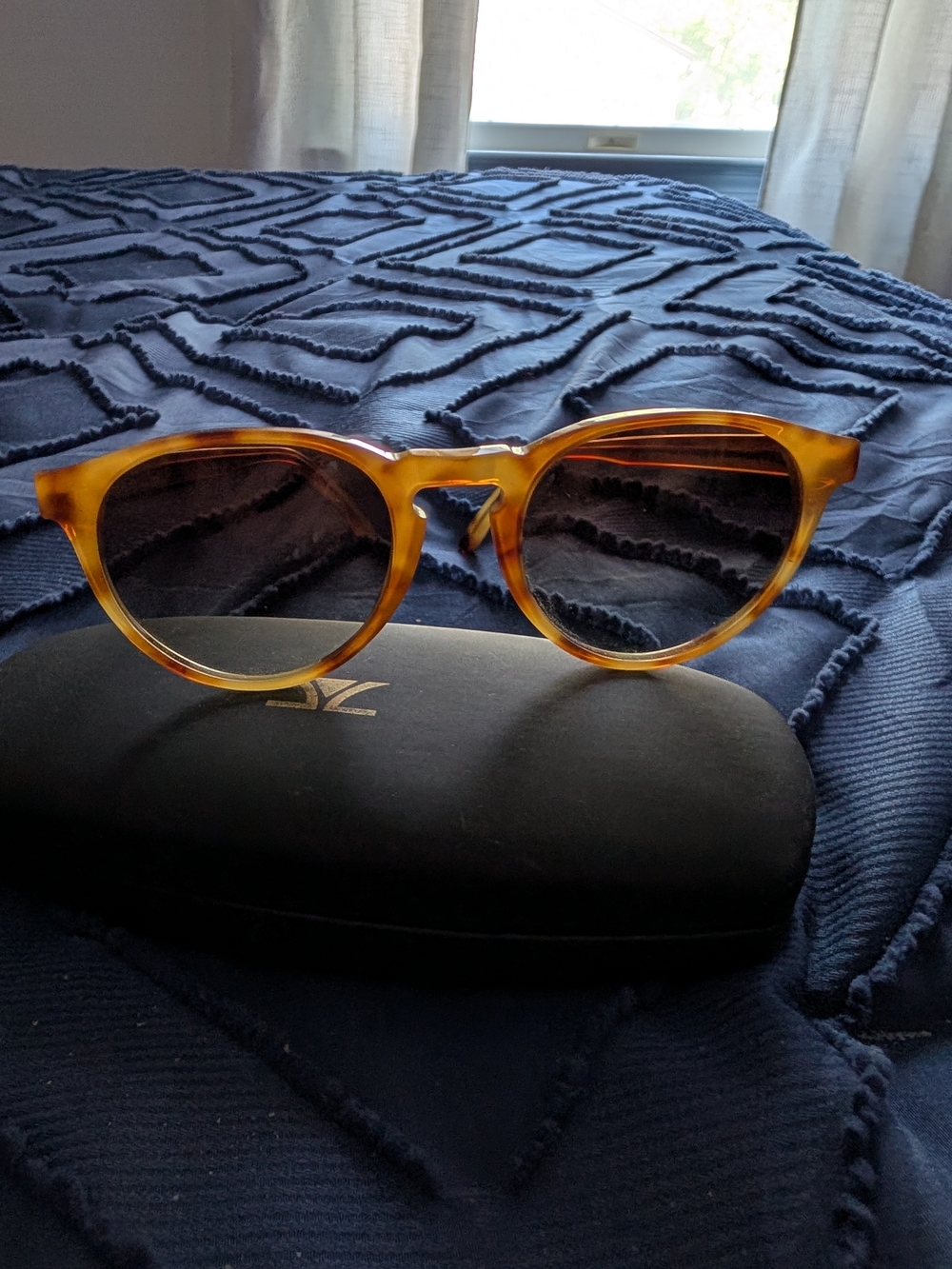 Levian Amber Tortoiseshell Round Sunglasses